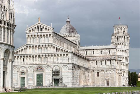 Piazza Del Duomo La Torre Pendente Comune Di Pisa Turismo