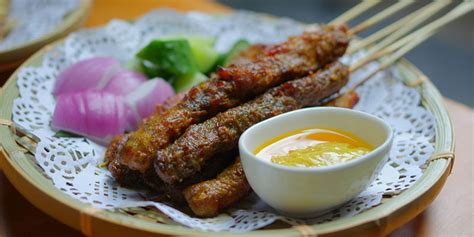 directory  halal restaurants bakeries  cafes  singapore