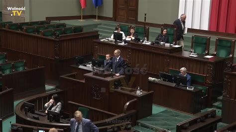 Konfederaci W Sejmie Murem Za Polskim Mundurem Cda