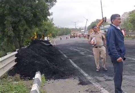 Pune Navale Bridge Accident Coal Carrying Coal Overturned Pune