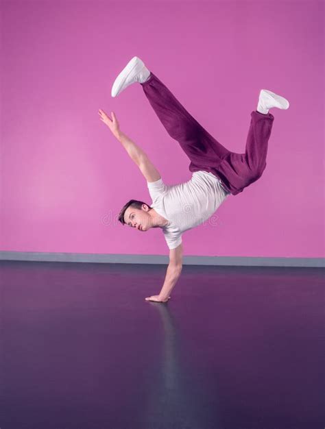 Focused Male Ballet Dancer Leaping Up Stock Photo Image Of Elegant