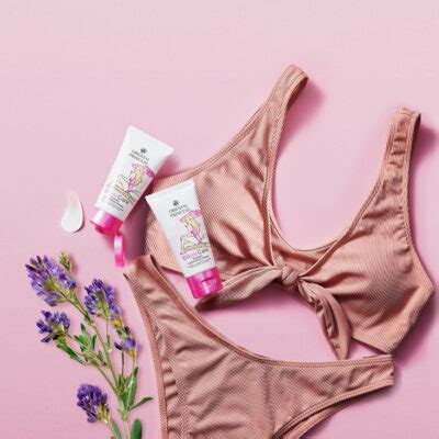 Kem dưỡng trắng Oriental Princess Bikini Care Perfect Lightening Cream