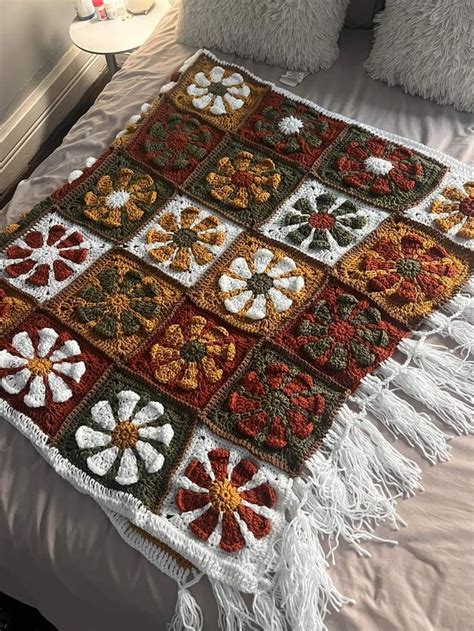 Pin By Angela Hasenbank On Summer Hobby In Crochet Bedspread