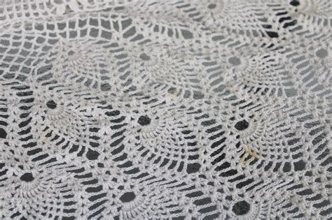 Vintage Pineapple Pattern Crochet Lace Tablecloth Round Giant Doily