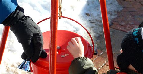 Video Elderly Salvation Army Bell Ringer Attacked In Florida Parking Lot