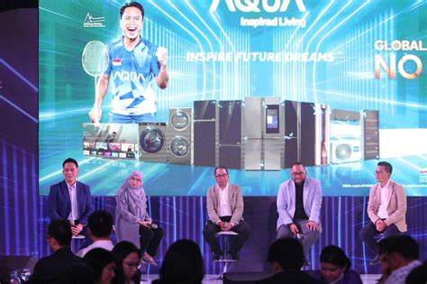 Foto Peluncuran Produk Baru Aqua