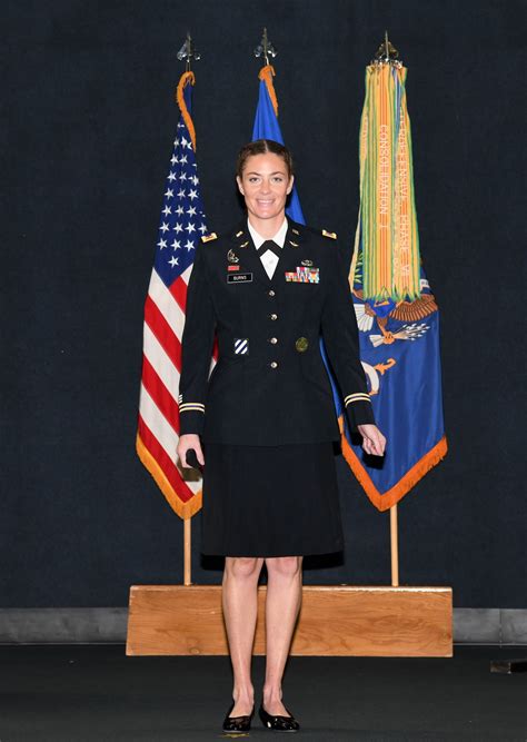 Female Drill Sergeant Earns Aviator Wings Article The United States