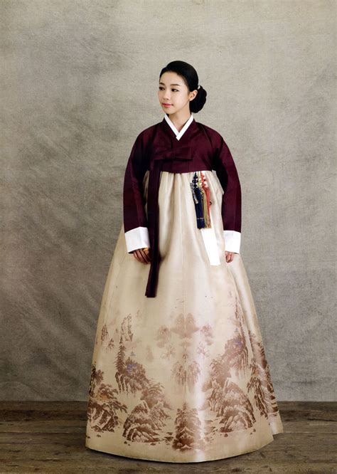 Pretty Hanbok Love The Landscape On The Chima Korean Traditional