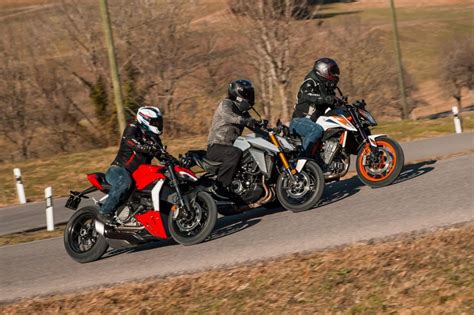 Sportliche Naked Bikes Im Vergleich Moto Ch