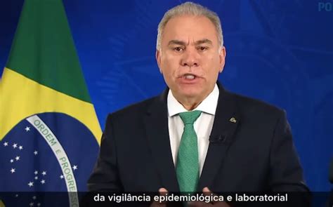 MINISTRO DA SAÚDE PEDE QUE PAIS E RESPONSÁVEIS LEVEM CRIANÇAS PARA