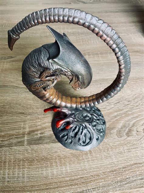 Alien 3 Toy Figurine Alien Queen Statue Chestburster By Palissades