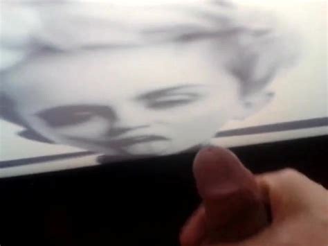 Celeb Cumer Vs Miley Cyrus Gay Man Man Porn Xhamster