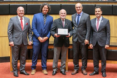 Sessão solene da Alesc celebra os 65 anos do CREA SC CREA SC