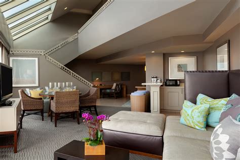 Exclusive Presidential Hotel Suites In San Diego