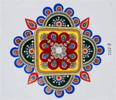 Multicolor Round Freehand Rangoli Packaging Type Plastic Box Size