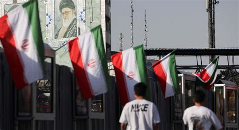 La lucha de David contra Goliat: Irán se queda sin aliados ante EEUU e