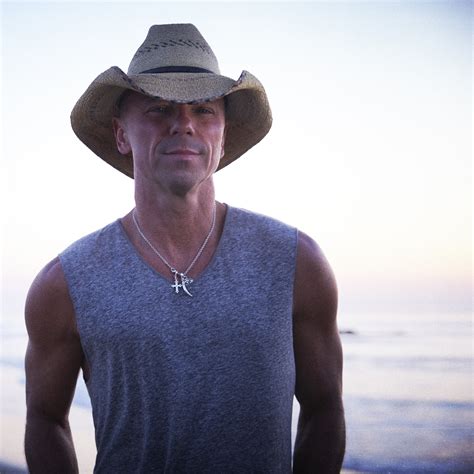 Kenny Chesney Without Hat