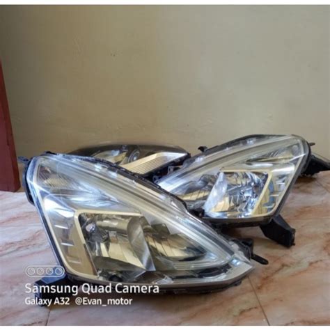 Jual Headlamp Lampu Depan Nissan Grand Livina Tahun 2013 2018 Shopee