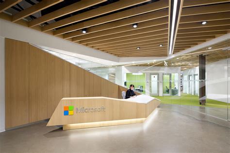 A Tour of Microsoft’s Sleek New Vancouver Office - Officelovin'