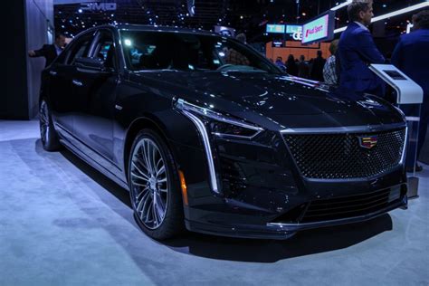 Cadillac Ct6 V Shown At L A Auto Show Along With Blackwing V8 Engine