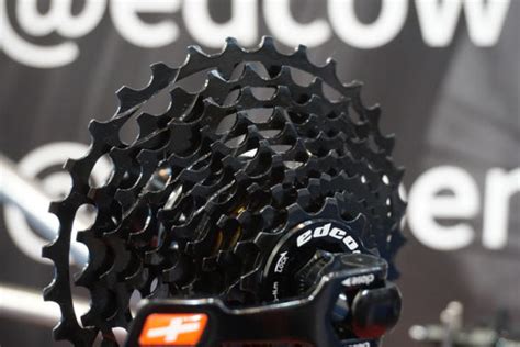 Eb18 Edco Creates Better Carbon Spokes Machines 138g Road Cassette And More Bikerumor