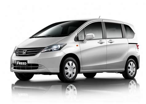 Фото Honda Freed 2008. Фотографии Хонда Фрид 2008 года