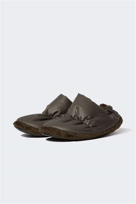 Khaki MEN Man Flat Sole Slipper 3047655 DeFacto