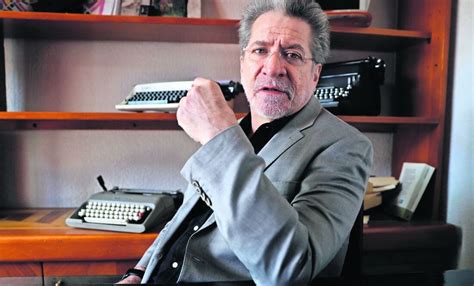 Abro la puerta al invierno de mi vida Rafael Pérez Gay escritor El Universal