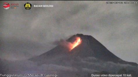 UPDATE Gunung Merapi Hari Ini Senin 13 Maret 2023 Ada 16 Kali Awan