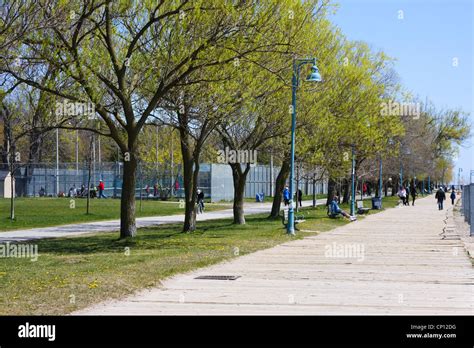 Woodbine Beach Park Walkway Toronto Ontario Canada Stock Photo Alamy