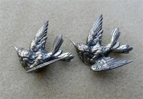 Vintage Finely Detailed Feathers Solid Sterling Silver Dimensional