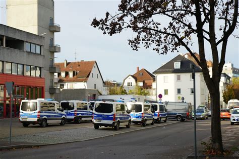 Göppingen Alarm im Jobcenter Großeinsatz der Polizei