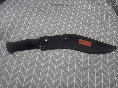 Coldsteel Conqueror, Sports Equipment, Hiking & Camping on Carousell