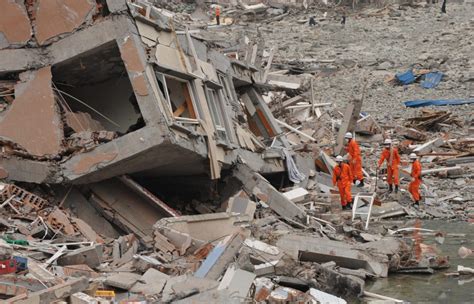 11 Dead 122 Injured In 2 Strong Earthquakes That Struck Southwest China