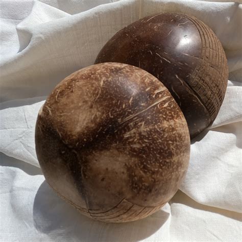 Bol Din Coaja De Nuca De Cocos Zero Waste Realizat Din Coaja De Nuca De