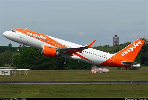 G Uzhg Easyjet Airbus A N Photo By Tomas Milosch Id