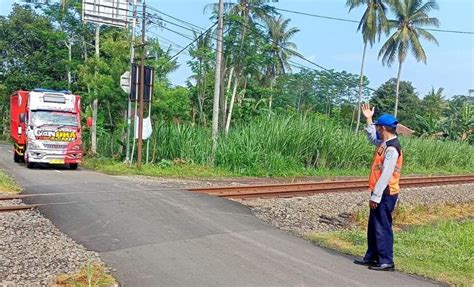 Pemkab Edukasi Dan Imbauan Dishub Lumajang Tingkatkan Keselamatan Di