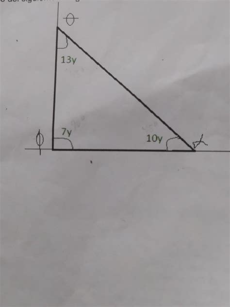 3 Halla el valor de la incógnita y calcula el valor de cada ángulo