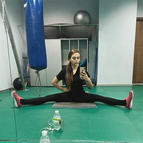 Mikhalina Novakovskaya Nude OnlyFans Leaks Fappening FappeningBook