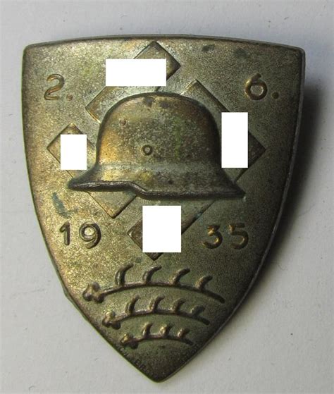 Hiscoll Military Antiques Commemorative And Unusually Seen Tin