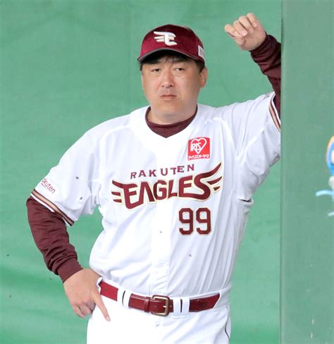 【楽天】石井gm兼監督が来季続投 貯金最大18から2年ぶりbクラス確定も 野球 スポーツまとめもりー