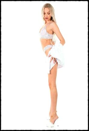 Solo Stripping Teasing 02 010 Porn Pic