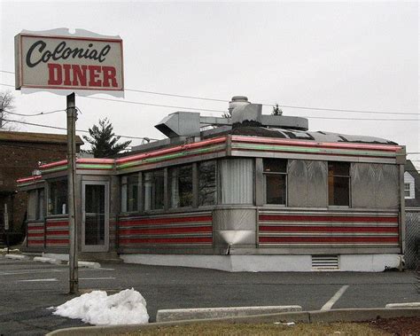 Colonial Diner In Lyndhurst Nj Diner Vintage Diner Diners Driveins