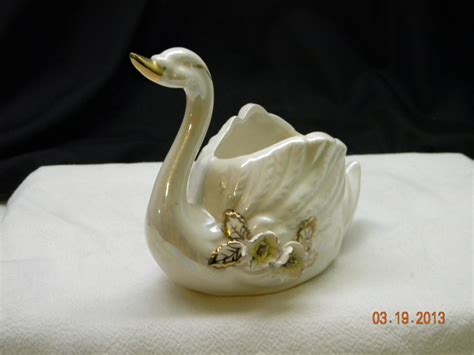 Vintage Swan Planter Iridescent Pearl Glaze