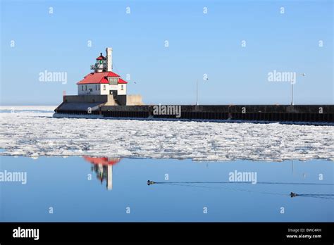 The South Breakwater Lighthouse along the ship canal in Duluth ...