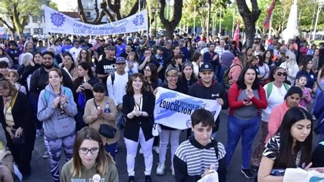 Campana Noticias Alonso Particip De La Marcha En Defensa De La