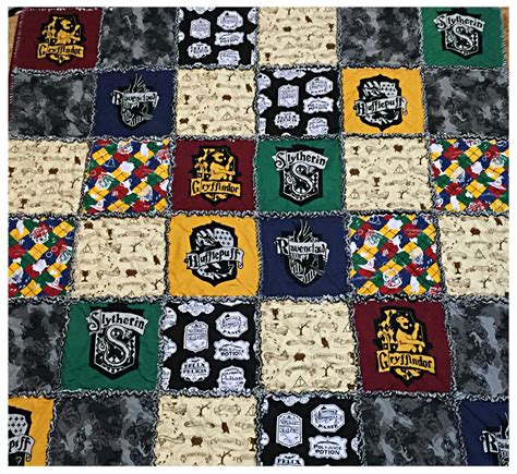 Harry Potter Quilting Fabric Australia - BLACK QUILT CROSS