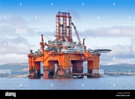 MASSIVE NORTH SEA OIL RIG WEST PHOENIX PANAMA ANCHORED IN THE CROMARTY FIRTH BLACK ISLE SCOTLAND ...