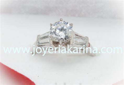 Anillo De Compromiso En Oro Blanco K Joyer A Karina