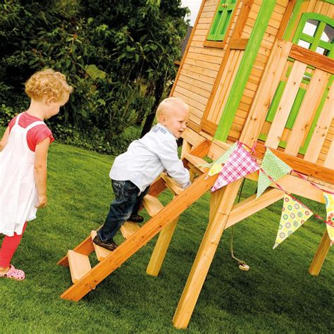 Cabane En Bois Avec Toboggan Vert Pour Enfant Sophie